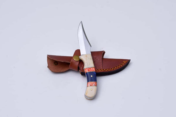 Handcrafted Fixed Blade Hunting Knife with Custom Handle & Leather Sheath