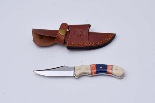 Handcrafted Fixed Blade Hunting Knife with Custom Handle & Leather Sheath