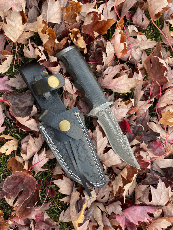 Darkwood Sentinel TK-211 Damascus steel hunting knife