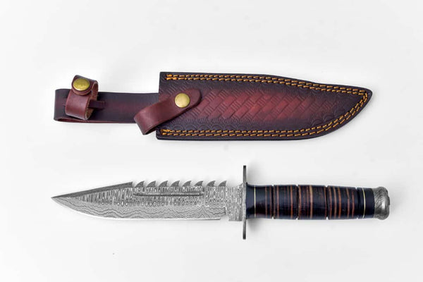 "Savage Fang" Damascus Survival Bowie