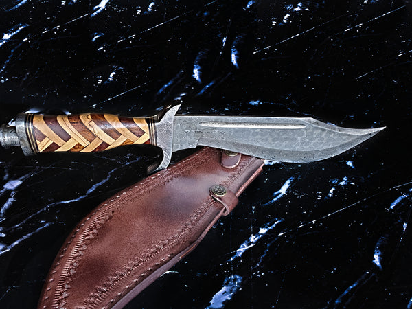 B 13''Inch Custom Handmade forged Damascus Hunting Bowie Knife Fixed Blade Olive wood & Walnut wood grips Titan Jungle Bowie