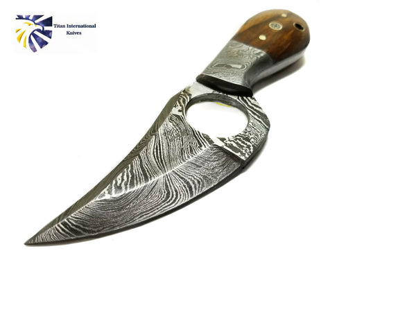 Damascus Knife, Skinner Knife, Hand forged by Titan TD-201