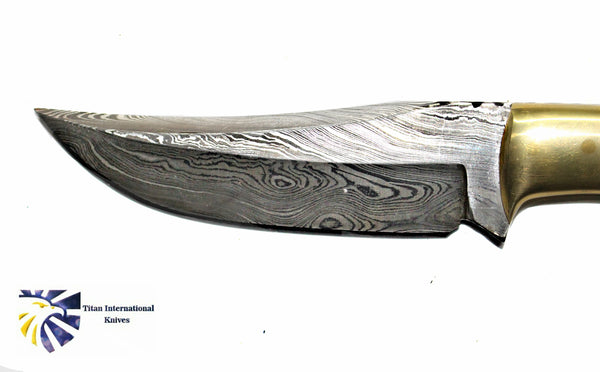 A perfect hunting and skinning knife TD-100